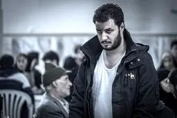 تصویری از گریم متفاوت جواد عزتی در لاتاری