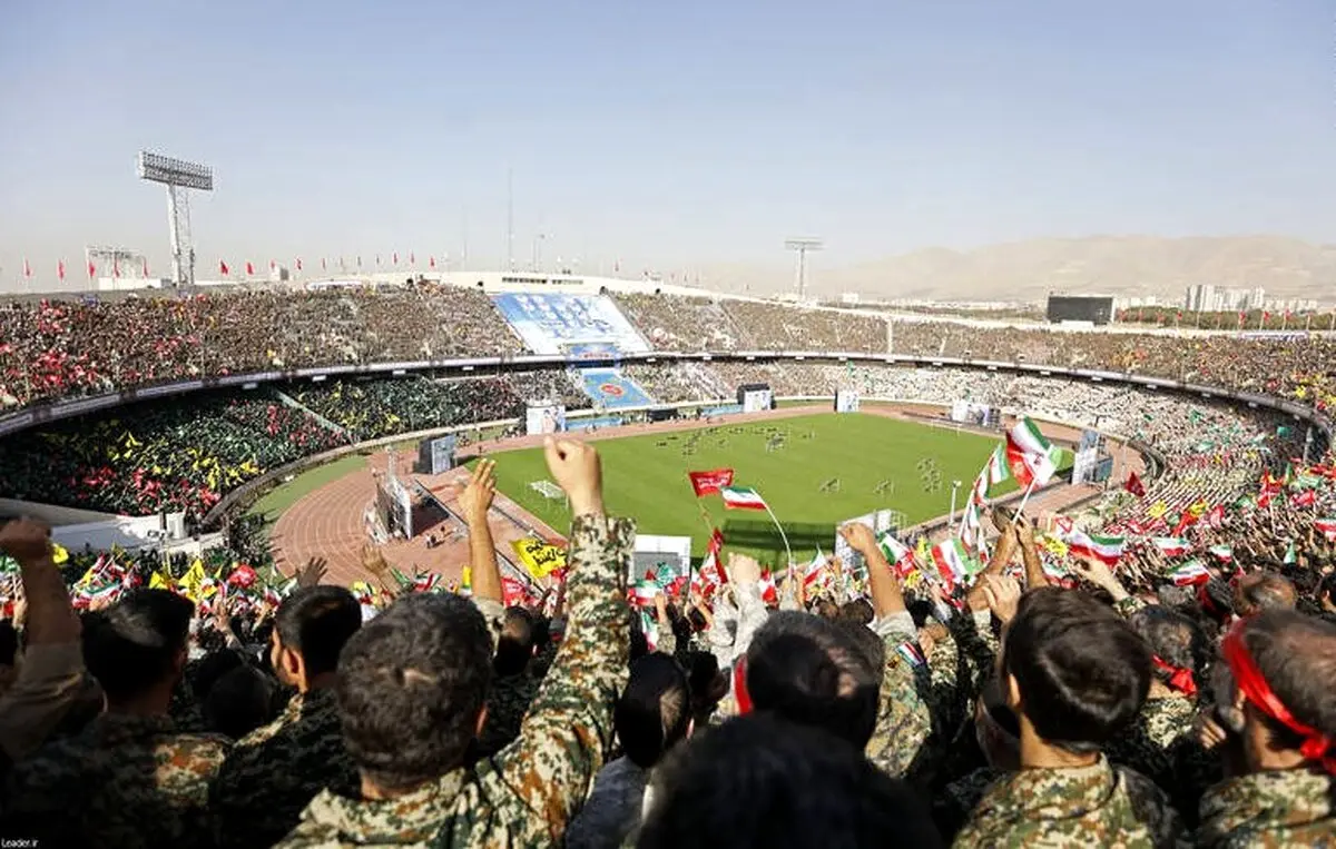 نمایی زیبا از استادیوم آزادی هنگام سخنرانی رهبر انقلاب / عکس