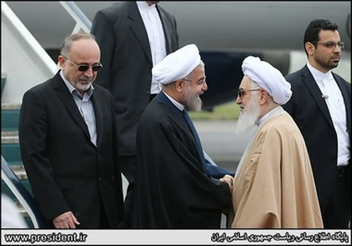 ورود روحانی به رشت با استقبال امام جمعه و استاندار گیلان /گزارش تصویری