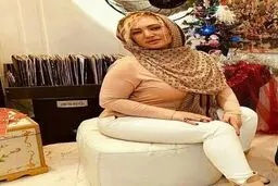 عکس خصوصی صبا کمالی با لباس راحتی در منزل