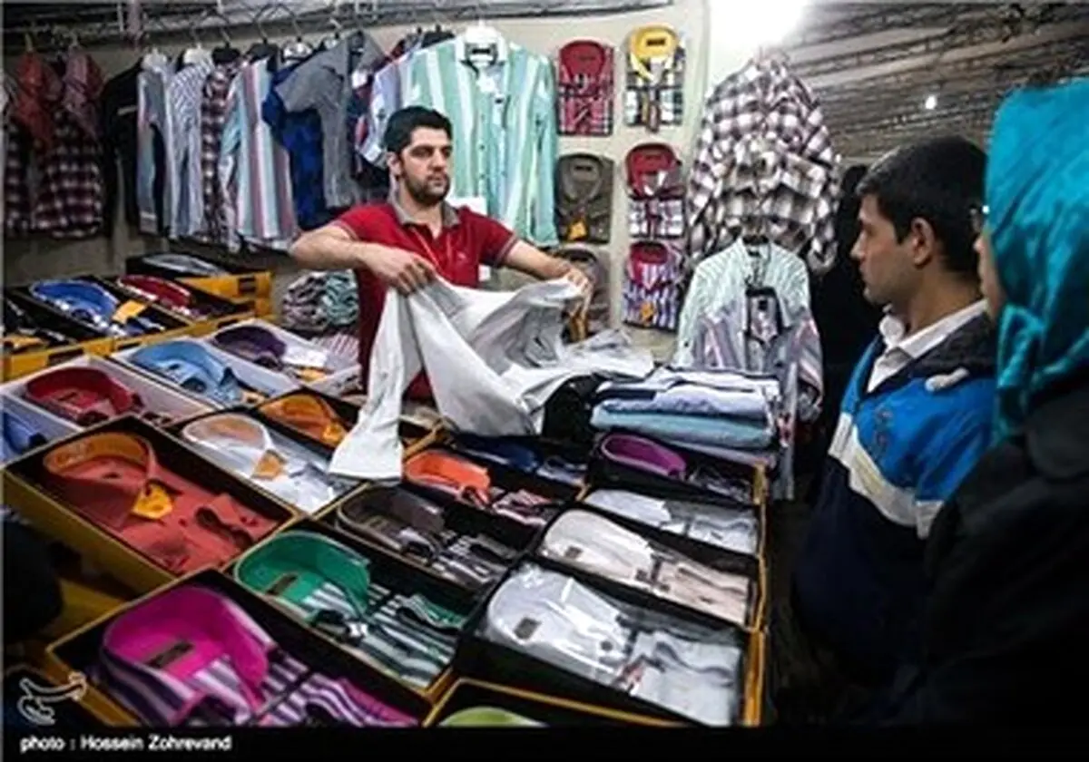 روايتي تصويري از حضور شهروندان تهراني در نمایشگاه فروش بهاره