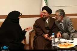 حدادعادل در حال گفت و گو با سید حسن خمینی و نعیمه اشراقی /عکس