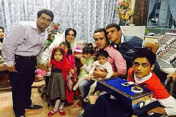 حرکت انسان‌دوستانه علی کریمی و لیلا بلوکات