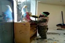 اقدام جالب یک رزمنده حزب‌الله در کلیسای حلب/عکس