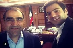 سلفی جالب علی ضیا با وزیربهداشت/ عکس