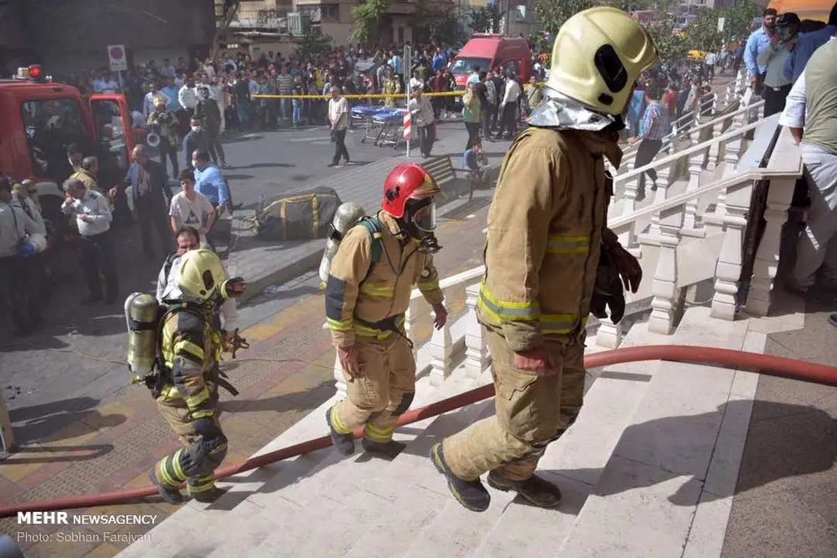 آتش سوزی در برج بهار / تصاویر