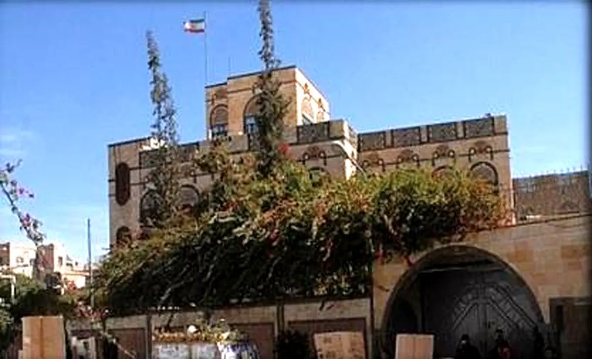 ادعای العربیه: ساختمان سفارت ایران در صنعا سالم است
