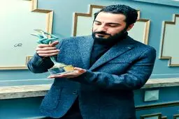 جایزه تئاتر در دستان نوید محمدزاده