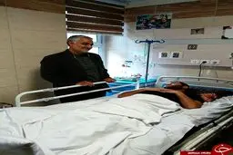 سردار سلیمانی بر بالین یک جانباز /عکس