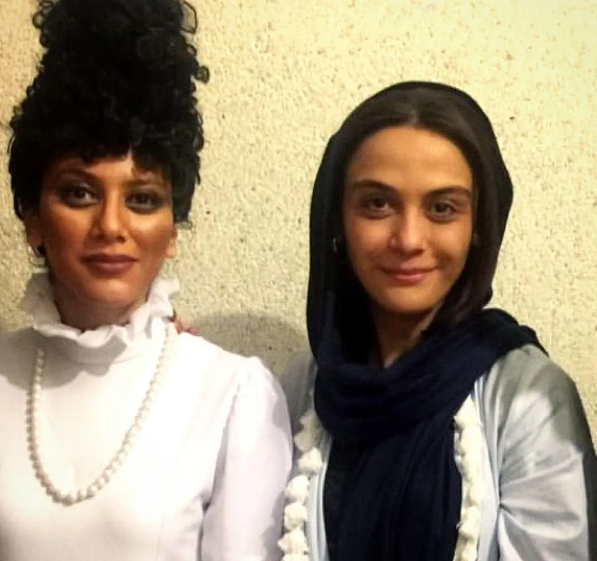 عکس / گریم عجیب مونا فرجاد در یک نمایش تئاتر!