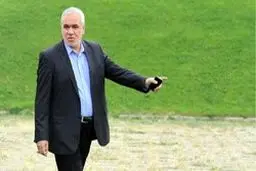 فتح‌الله‌زاده: استقلال بیشتر از درون آسیب می‌بیند / به استراماچونی توصیه می‌کنم از تجریبات زرینچه استفاده کند