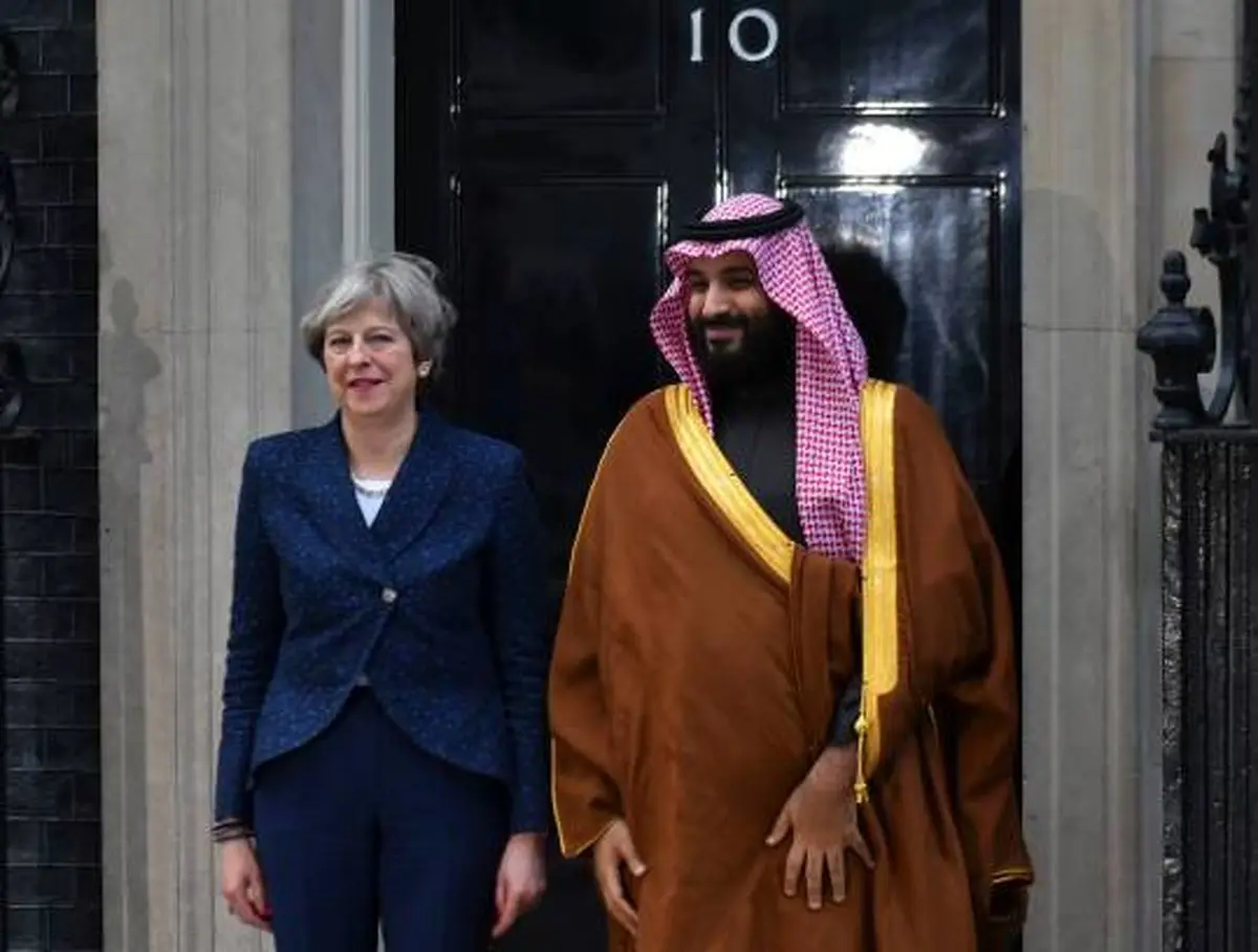 ولیعهد جنجالی عربستان به دنبال فراهم کردن شرایط پادشاهی‌اش /نمایش مضحک بن سلمان در لندن /رویوران: اظهارات مقامات انگلیس درباره یمن کلاهبرداری سیاسی است /شاهزاده سعودی به دنبال ائتلاف منطقه ای علیه ایران است /عربستان در باتلاق جنگ فرسایشی در یمن به دام افت