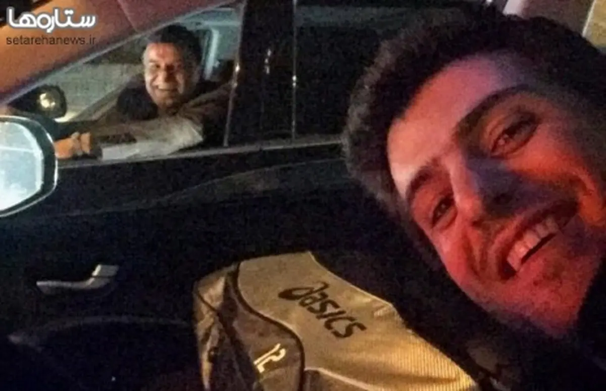 سلفی ترافیکی علی ضیا و پرویز مظلومی/عکس