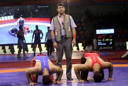 نماز شکر پهلوان اول ایران/تصاویر