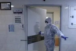 وزارت بهداشت: آماده‌باش سراسری بیمارستان‌ها مقابل "کرونا" / ممنوعیت صادرات ماسک به چین / قرنطینه 14 روزه دانشجویان منتقل شده به کشور