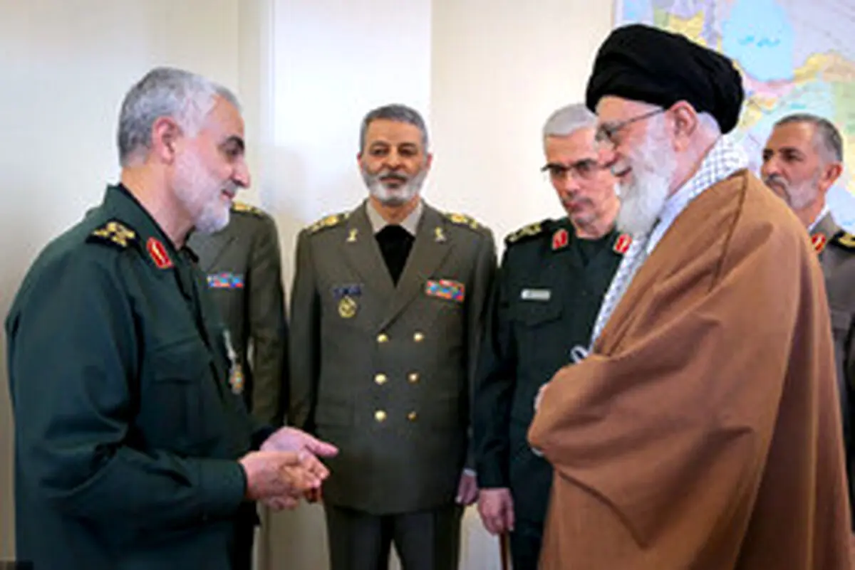 اعطای نشان عالی ذوالفقار به سردار سرلشکر قاسم سلیمانی