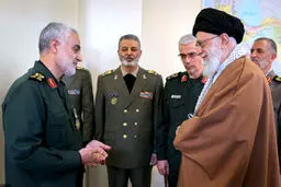 اعطای نشان عالی ذوالفقار به سردار سرلشکر قاسم سلیمانی