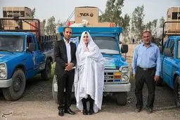 تصاویری زیبا از اهدای جهیزیه به زوج‌های زلزله‌زده سرپل‌ذهاب