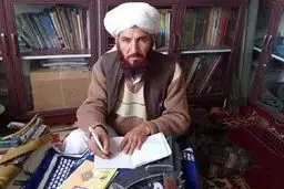 دستور عجیب طالبان در افغانستان: با تنبان به مدرسه بیایید!