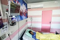 عکس/نابغه موسیقی خراسان نیازمند دعای مردم