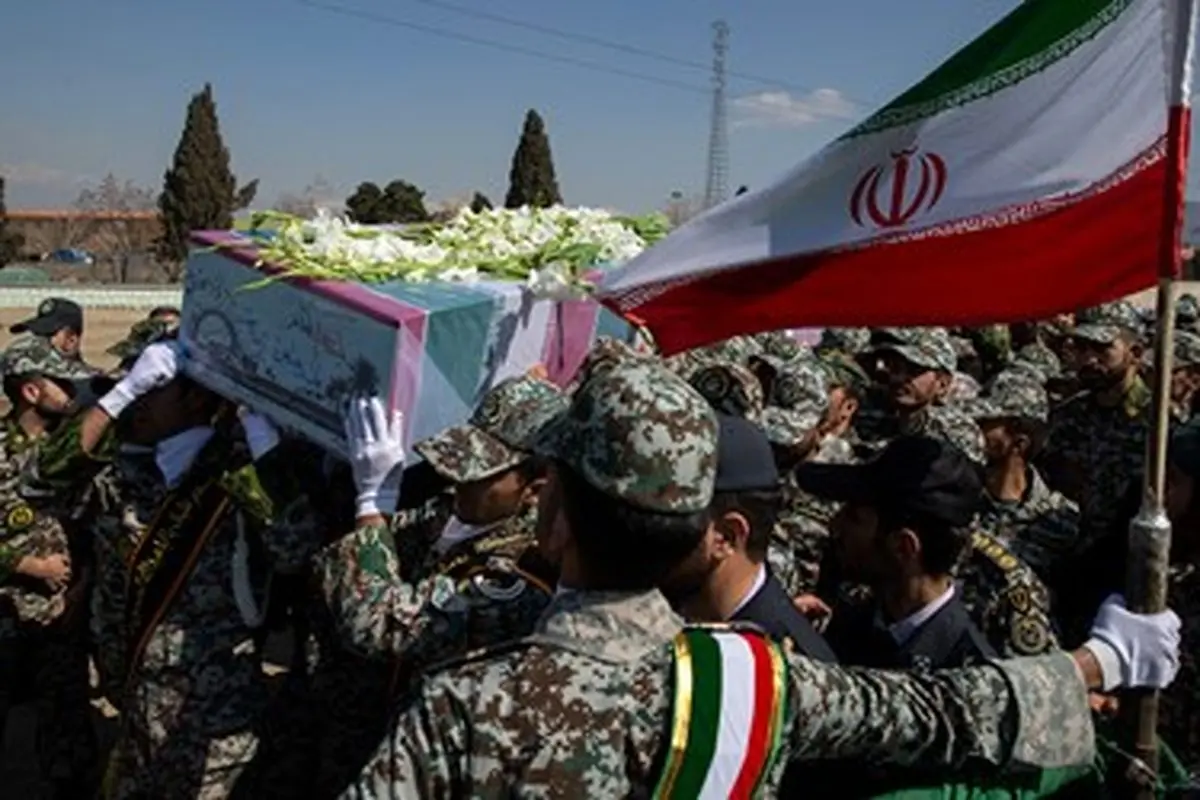 تشییع دو شهید گمنام در دانشگاه پدافند هوایی/تصاویر