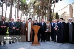 روحانی و وزرایی که باید همراه دولت بمانند!