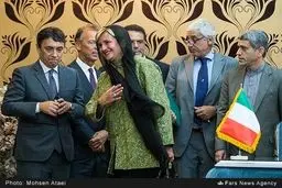 حجاب وزیر اقتصاد ایتالیا در تهران /عکس