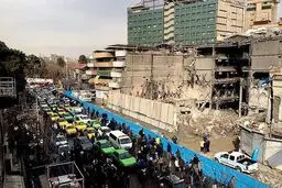 بازگشایی خیابان جمهوری بعد از ده روز/عکس