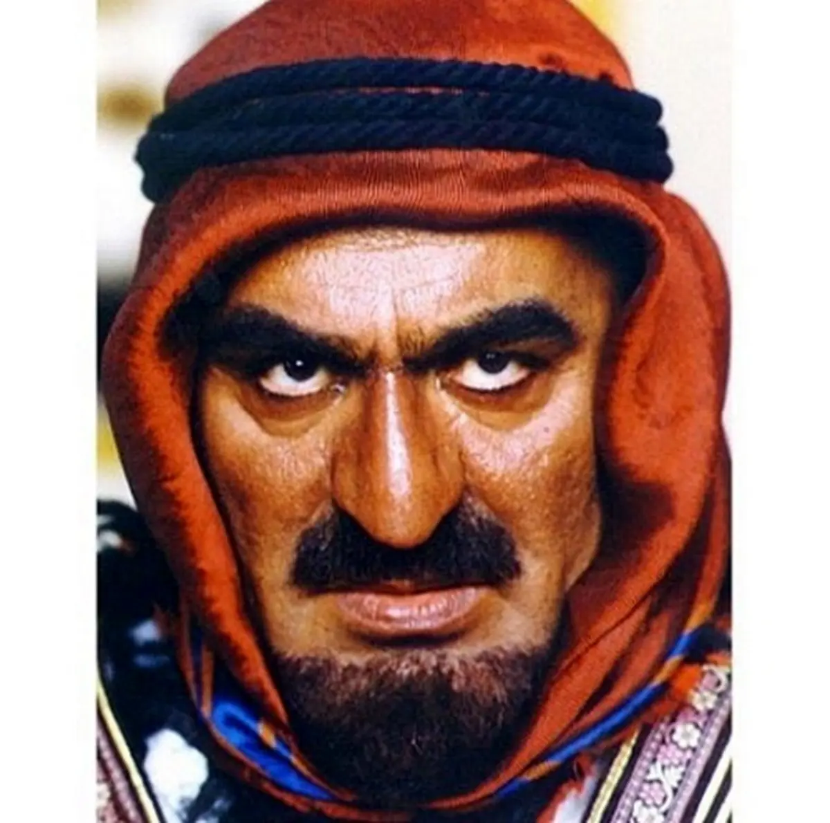 تصویری از گریم متفاوت جمشید هاشم‌پور