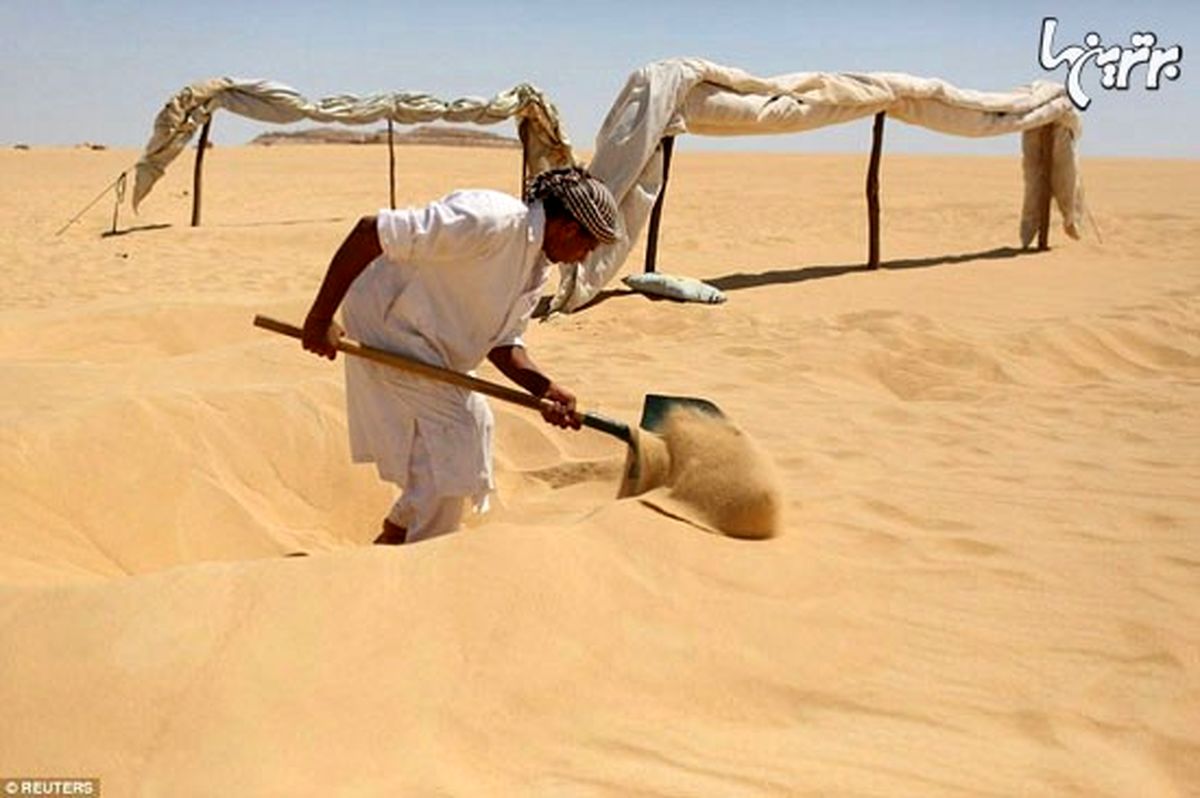 عکس: سونای شن داغ در مصر