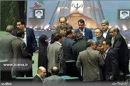 حواشی تصویری حضور رئیس بانک مرکزی در مجلس