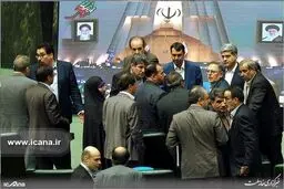 حواشی تصویری حضور رئیس بانک مرکزی در مجلس
