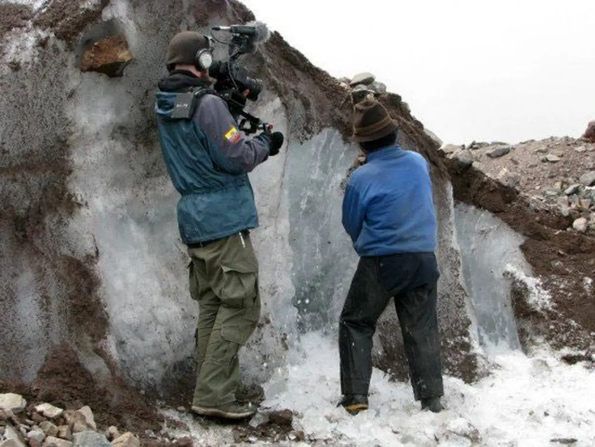 شغل مقدس یک یخ فروش +عکس