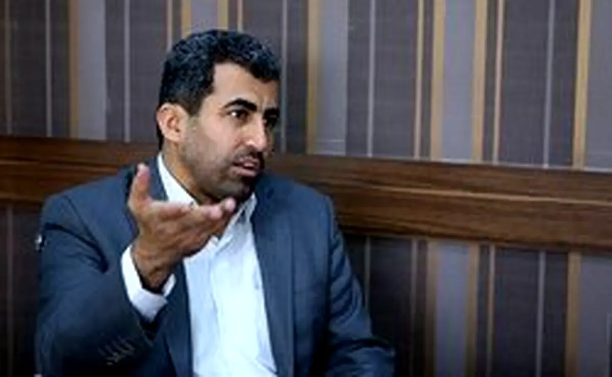 پور ابراهیمی:توقیف نفتکش بی‌پاسخ نمی‌ماند/ درباره اقدام انگلیس تصمیم می‌گیریم