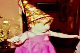 عکس بامزه از کودکی بهنوش طباطبایی