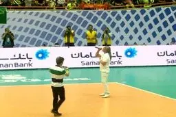 تصویری از مازیار فلاحی وقتی سالن 12 هزار نفری ترکاند/از "واسه دیدن بارون اشکات" تا" لیلای من کجایی"