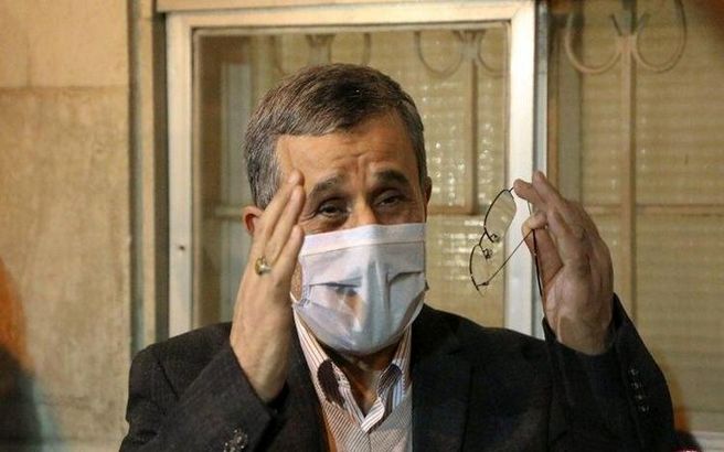 یک ادعای جنجالی: احمدی نژاد با اجنه ارتباط دارد؟