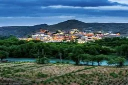 تصویری زیبا از روستای چمِ نار/ عکس