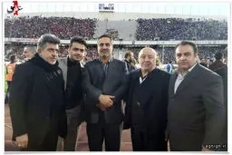 حضور مداح معروف در دربی دیروز