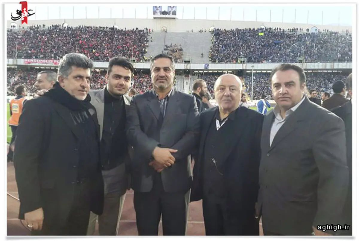 حضور مداح معروف در دربی دیروز