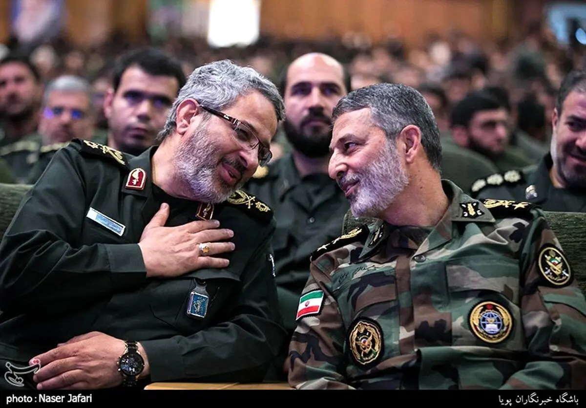 تصاویری معنادار از هم‌نشینی ارتش و سپاه