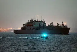 کشتی نجات در جیبوتی پهلو گرفت/تصاوير