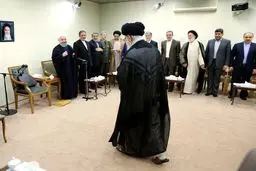 اولین تصویر از دیدار دولت دوم روحانی با رهبر انقلاب