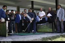 گلف بازی وزیر ورزش و جوانان!/عکس