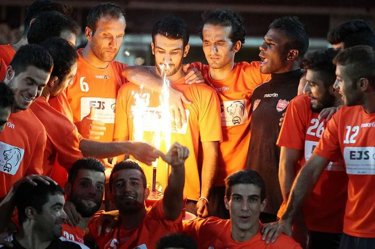 عکس/ جشن تولد مدافع پرسپولیس