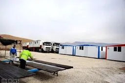 تصاویری از ساخت خانه‌های کانکسی در مناطق زلزله‌زده سرپل‌ذهاب