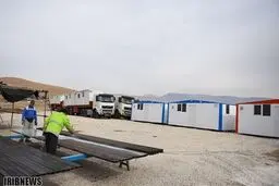 تصاویری از ساخت خانه‌های کانکسی در مناطق زلزله‌زده سرپل‌ذهاب