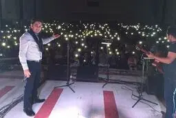 بهنام صفوی برای اصفهانی‌ها خواند/تصاویر