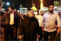نخست وزیر عراق به کربلا رفت +عکس