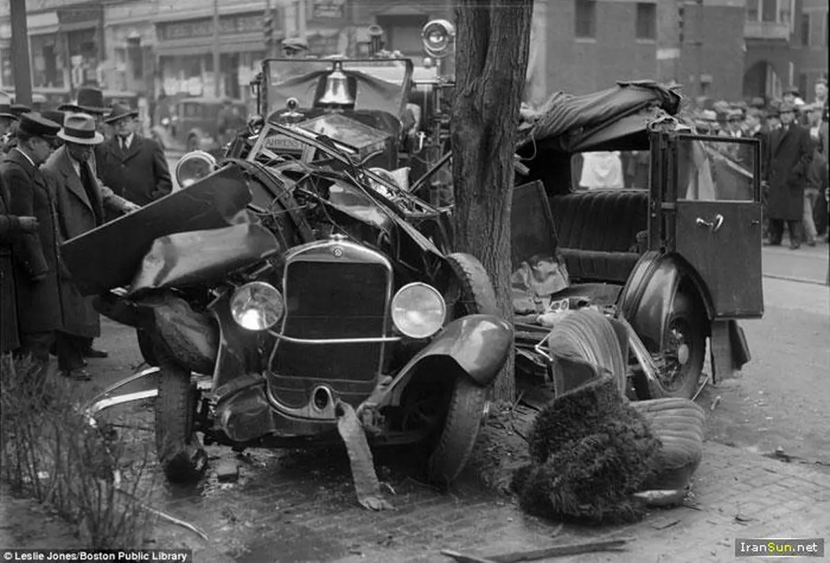 عکـس هایی دیدنـی از تصـادفات ماشیـن در 90 سال پیـش!